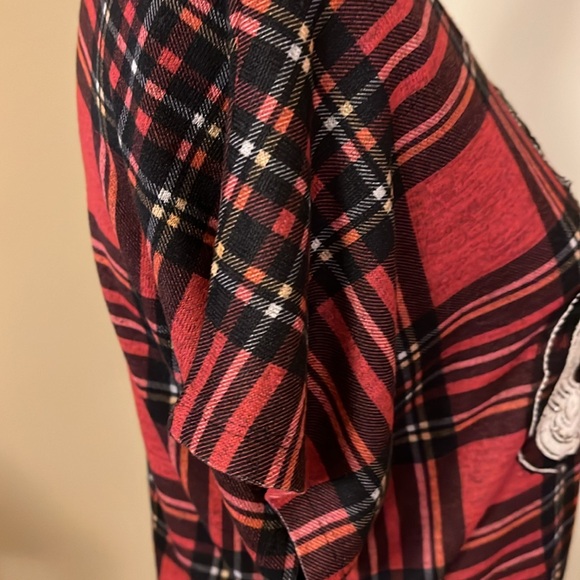 Cato plaid embellished top size medium - Picture 4 of 7
